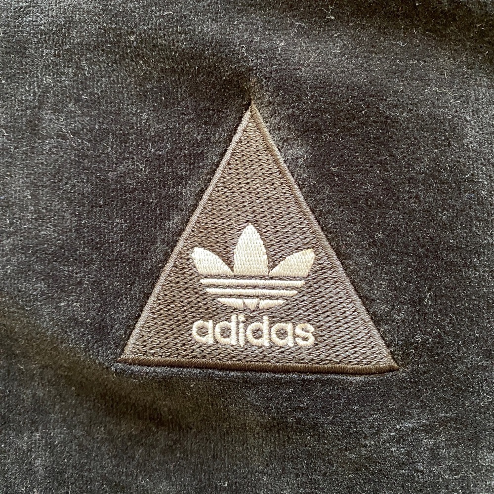Exclusive Adidas Pharrell Williams velvet bomber jacket - Picture 2 of 9